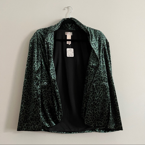 NWT Free People Velvet Cape - Picture 5 of 8